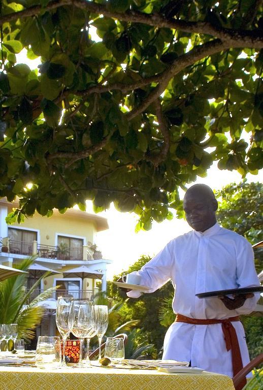 Hotel Afrochic Diani Ukunda Esterno foto