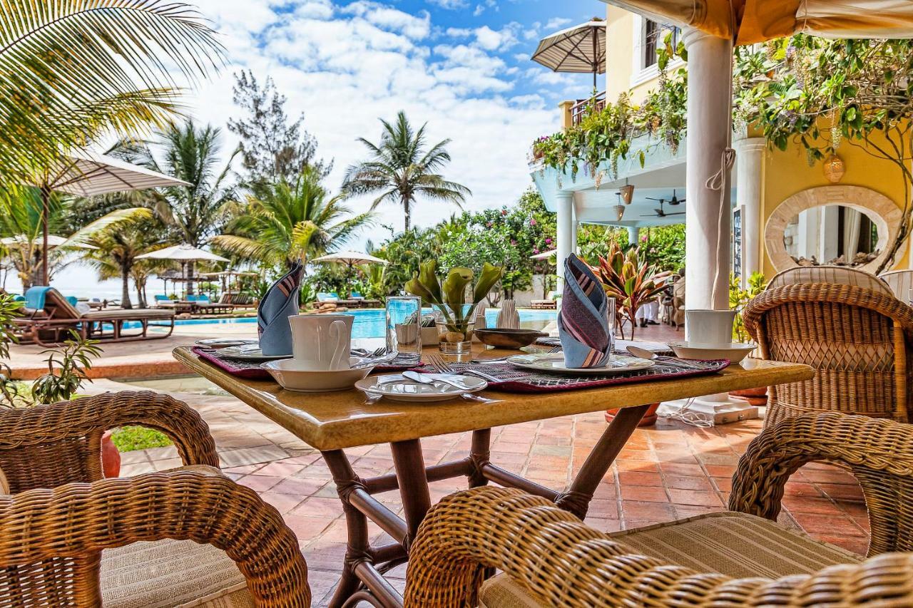 Hotel Afrochic Diani Ukunda Esterno foto